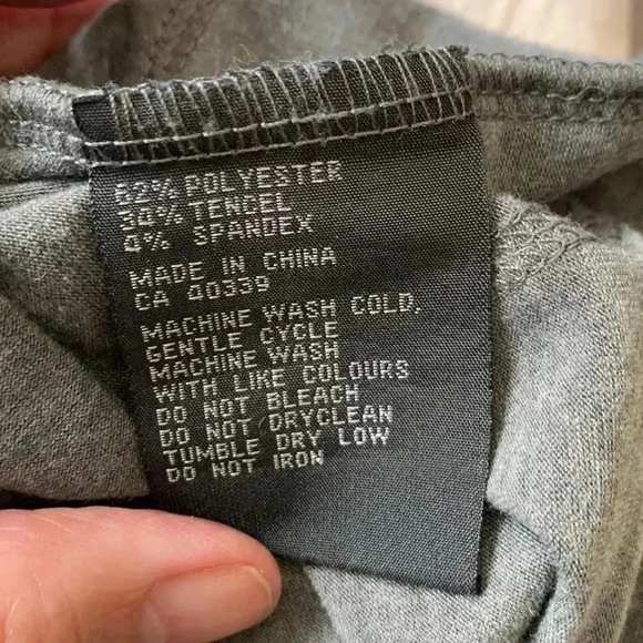 Second  Skin long sleeve, lightweight, athletic shirt - Picture 6 of 7